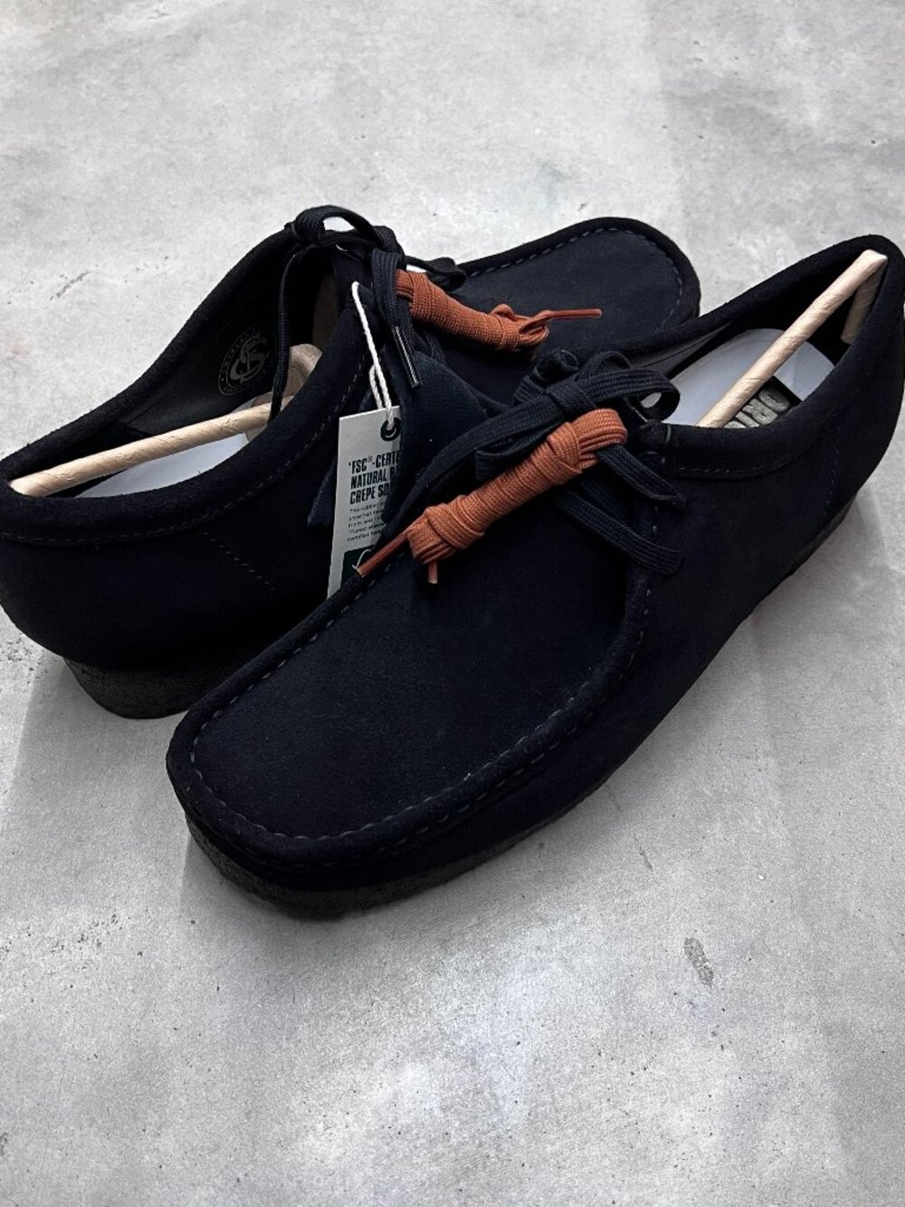 Clarks Wallabee Low Black Suede Men's Size 10 261 55519 - New